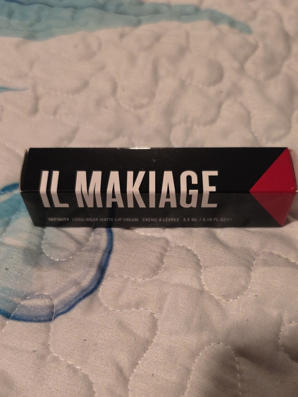 IL MAKIAGE Matte Lip Cream in Deep Red